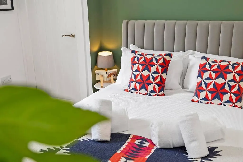 Cheerful Stays - Westend Cottage Edinburg Lägenhet
